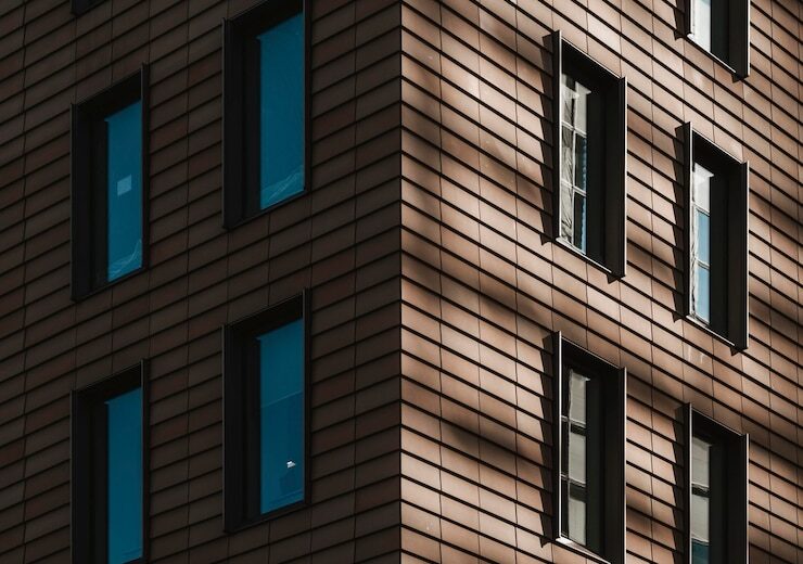 Fațadele în context urban: armonie sau contrast?